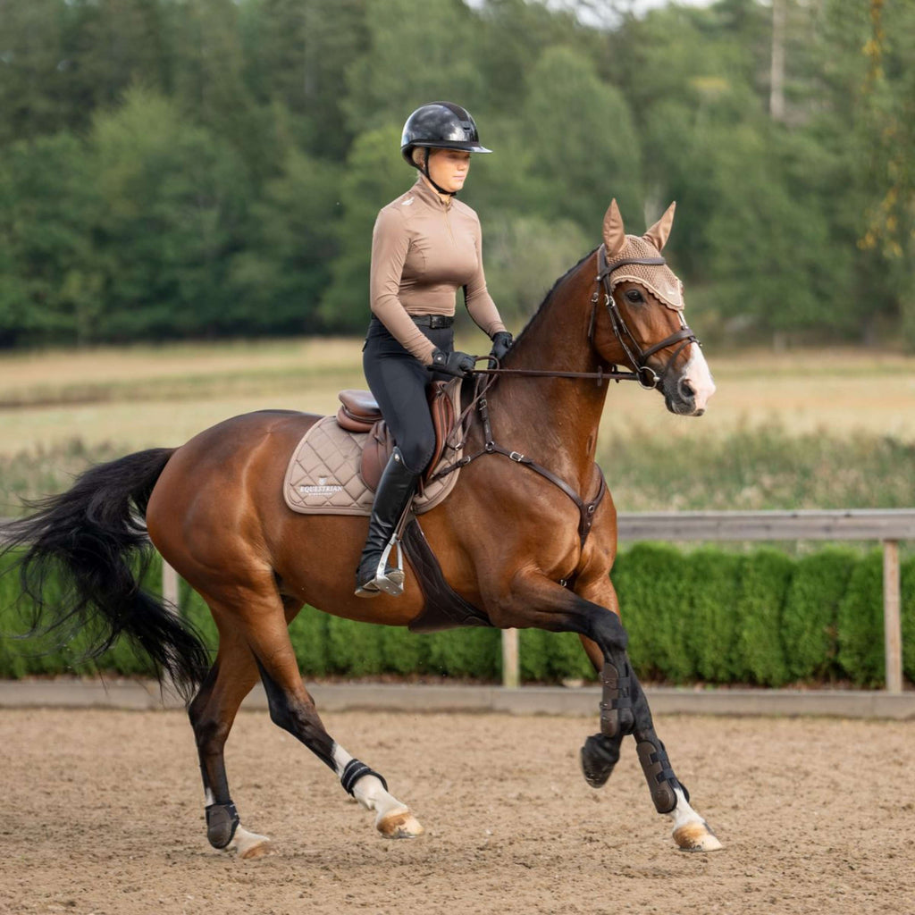 Equestrian Stockholm Zadeldekje Line Springen Champagne