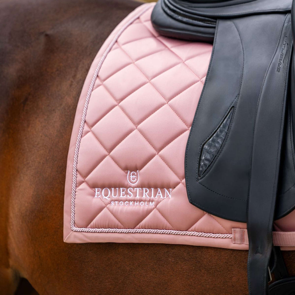 Equestrian Stockholm Zadeldekje Line Dressuur Roze