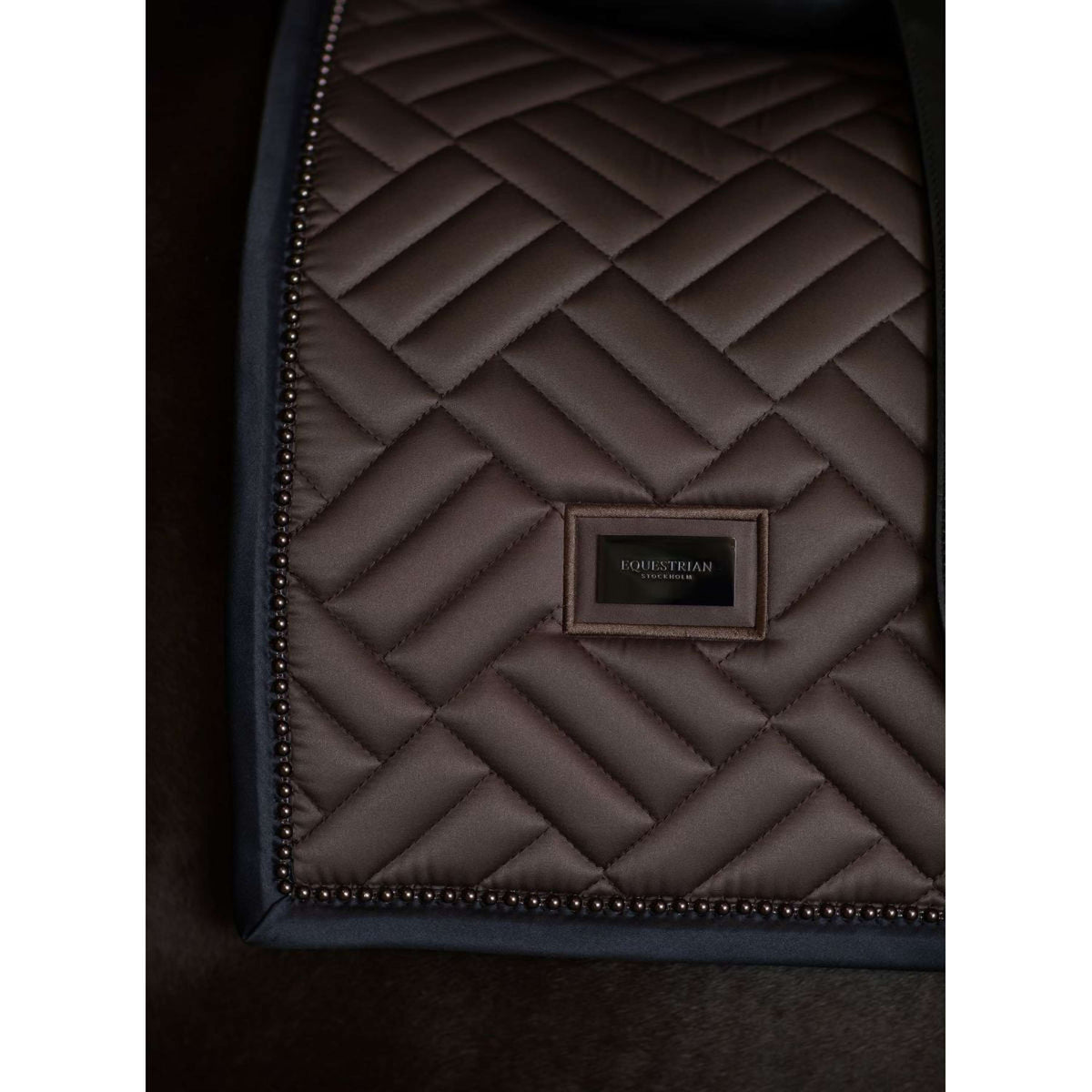 Equestrian Stockholm Zadeldekje Modern Dressuur Modern Mocha