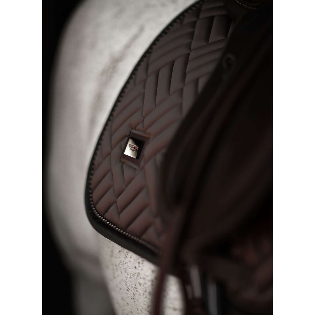 Equestrian Stockholm Zadeldekje Modern Springen Modern Mocha