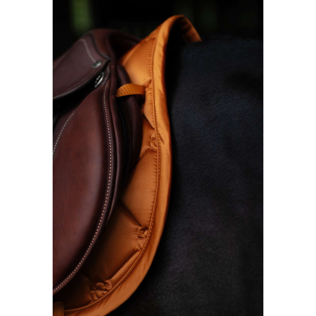 Equestrian Stockholm Zadeldekje Satin Springen Chestnut