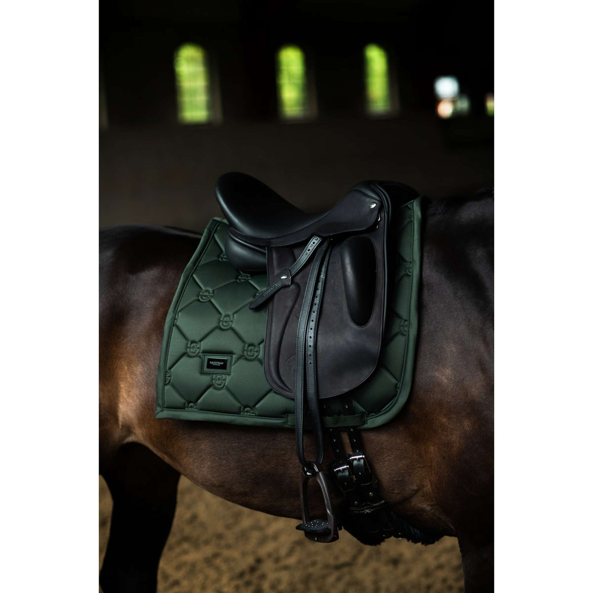 Equestrian Stockholm Zadeldekje Satin Dressuur Sycamore Green