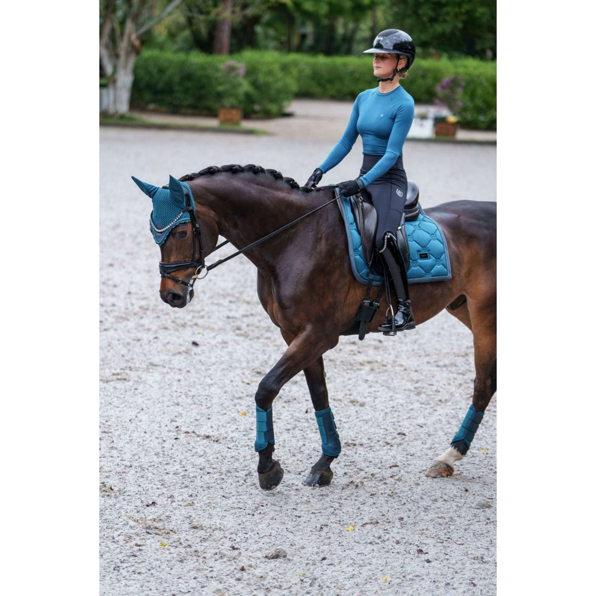 Equestrian Stockholm Oornetje Modern Teal Blue