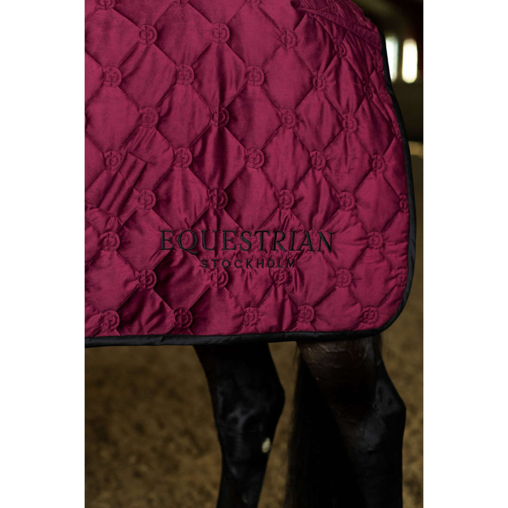 Equestrian Stockholm Fleecedeken Velvet Merlot