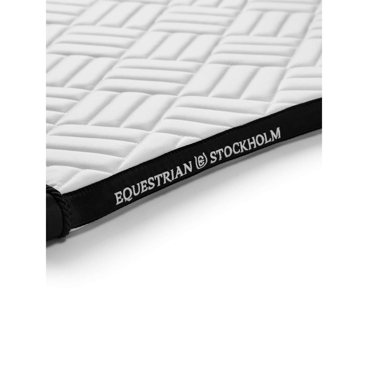 Equestrian Stockholm Zadeldekje Modern Dressuur Wit/Zwart