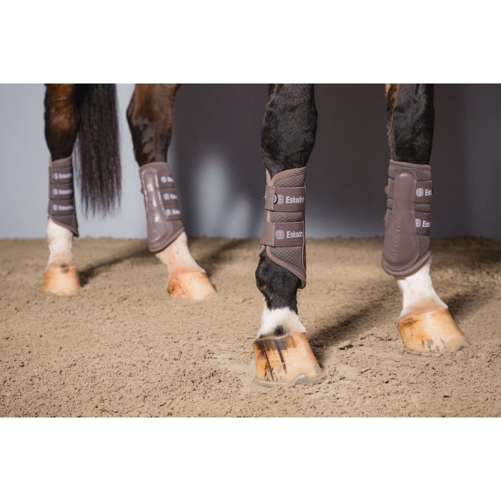 Eskadron Beenbeschermers Dynamics Mesh Powdertaupe