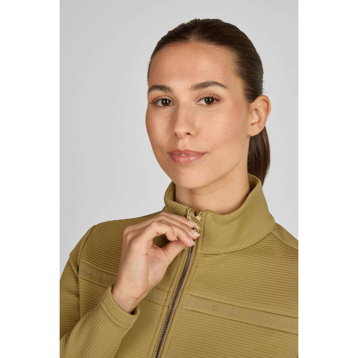 Eskadron Vest Heritage Cardamom