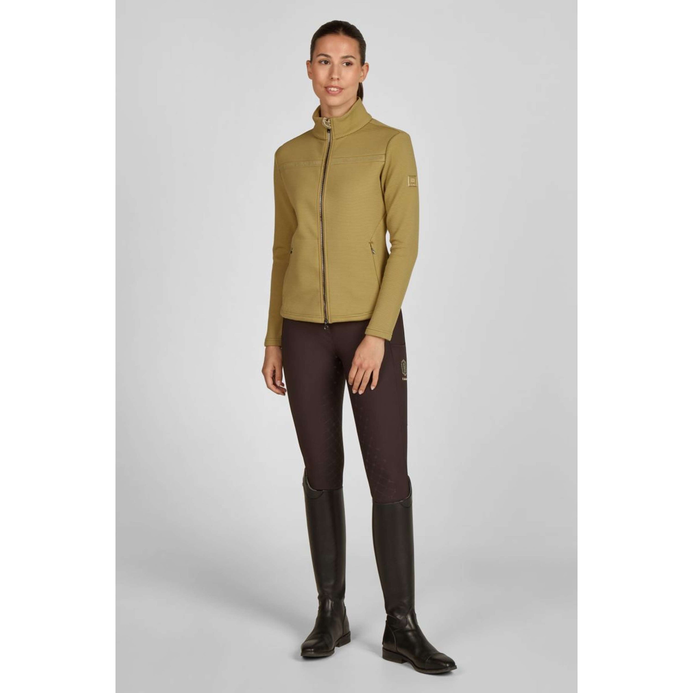 Eskadron Vest Heritage Cardamom