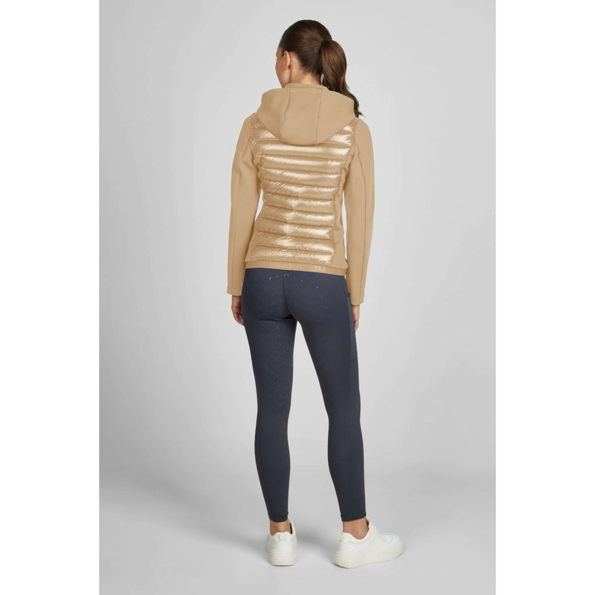 Eskadron Zomerjas Classic Sports Sierra