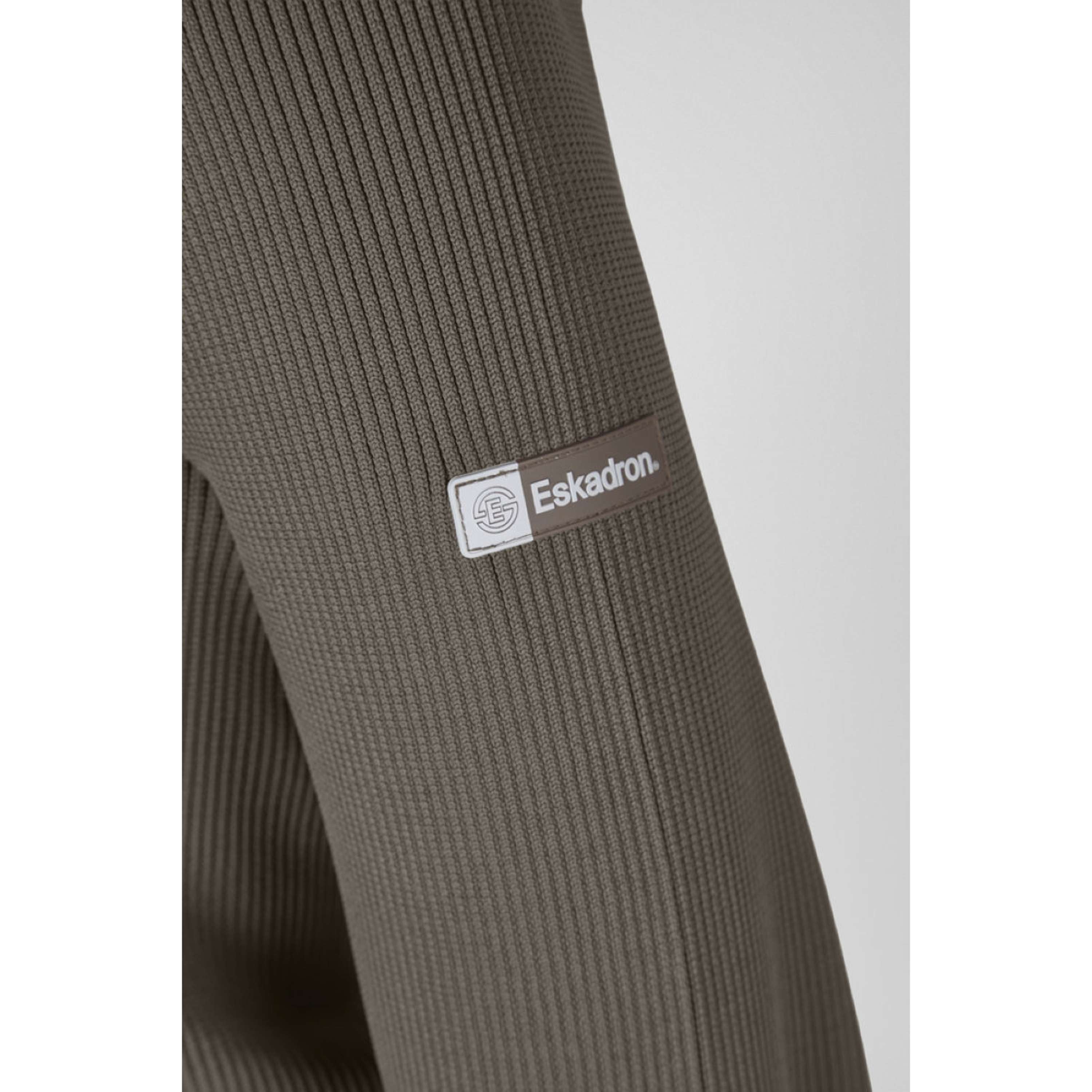 Eskadron Jas Dynamics Hybrid Powdertaupe