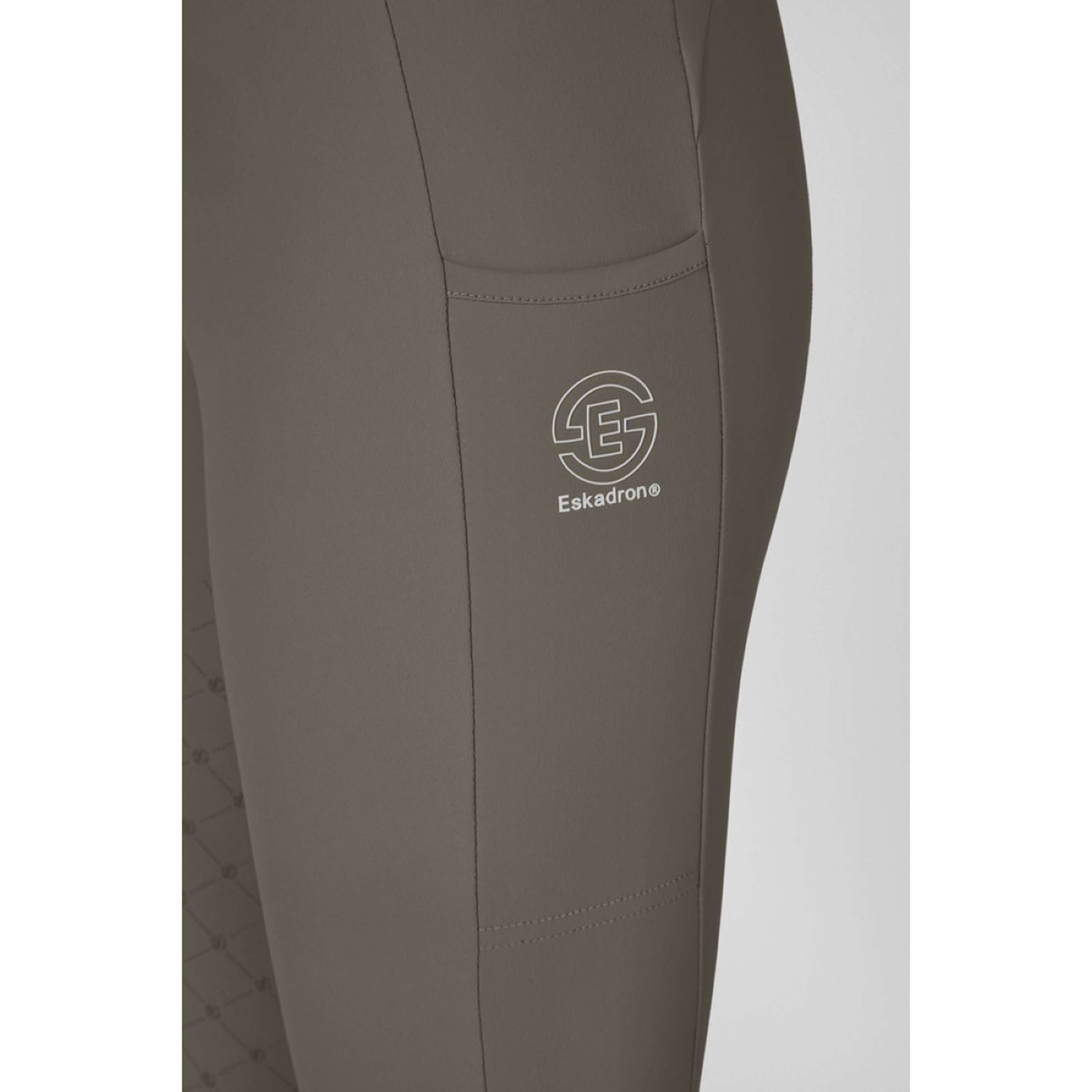 Eskadron Rijlegging Dynamics Cosy Full Grip Powdertaupe