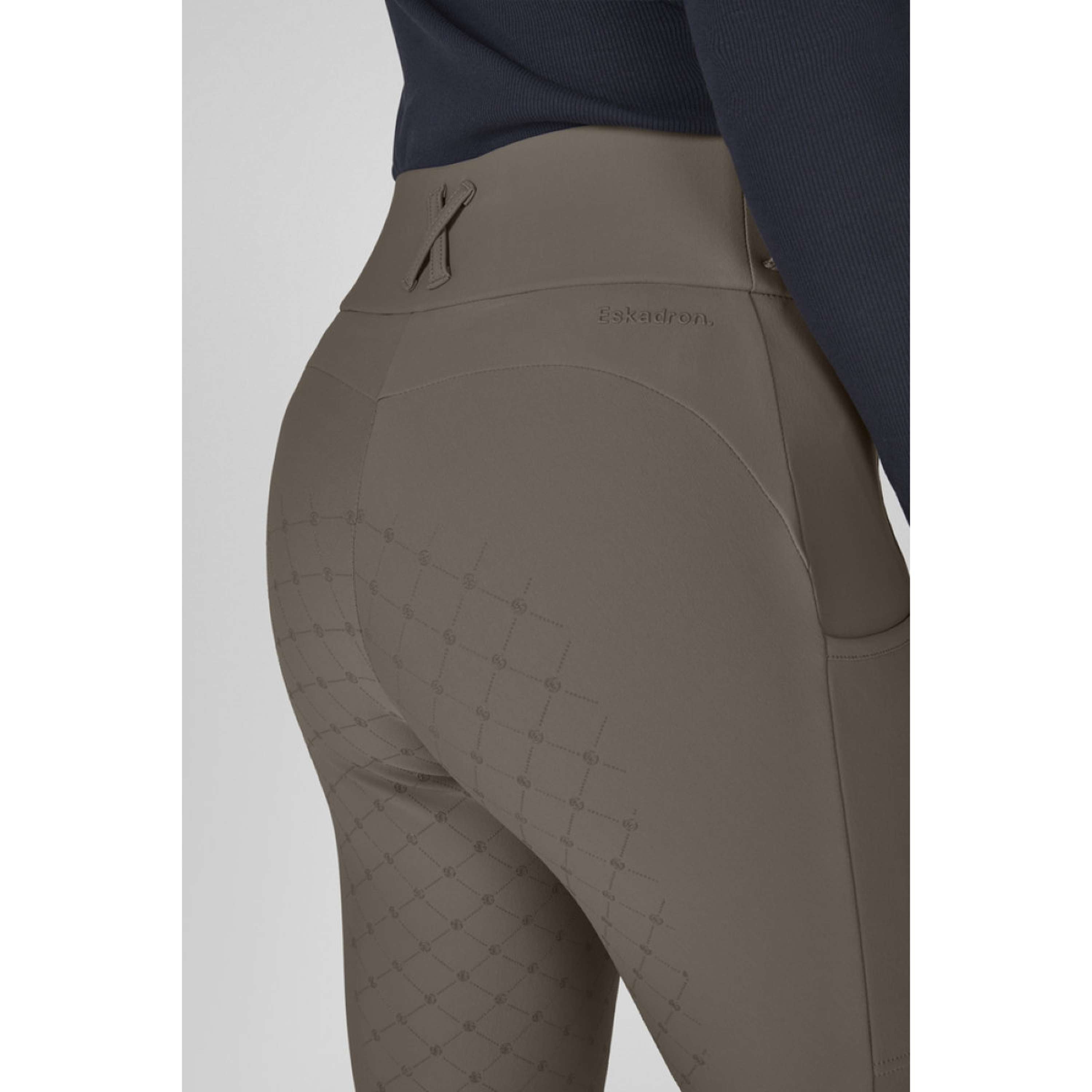 Eskadron Rijlegging Dynamics Cosy Full Grip Powdertaupe