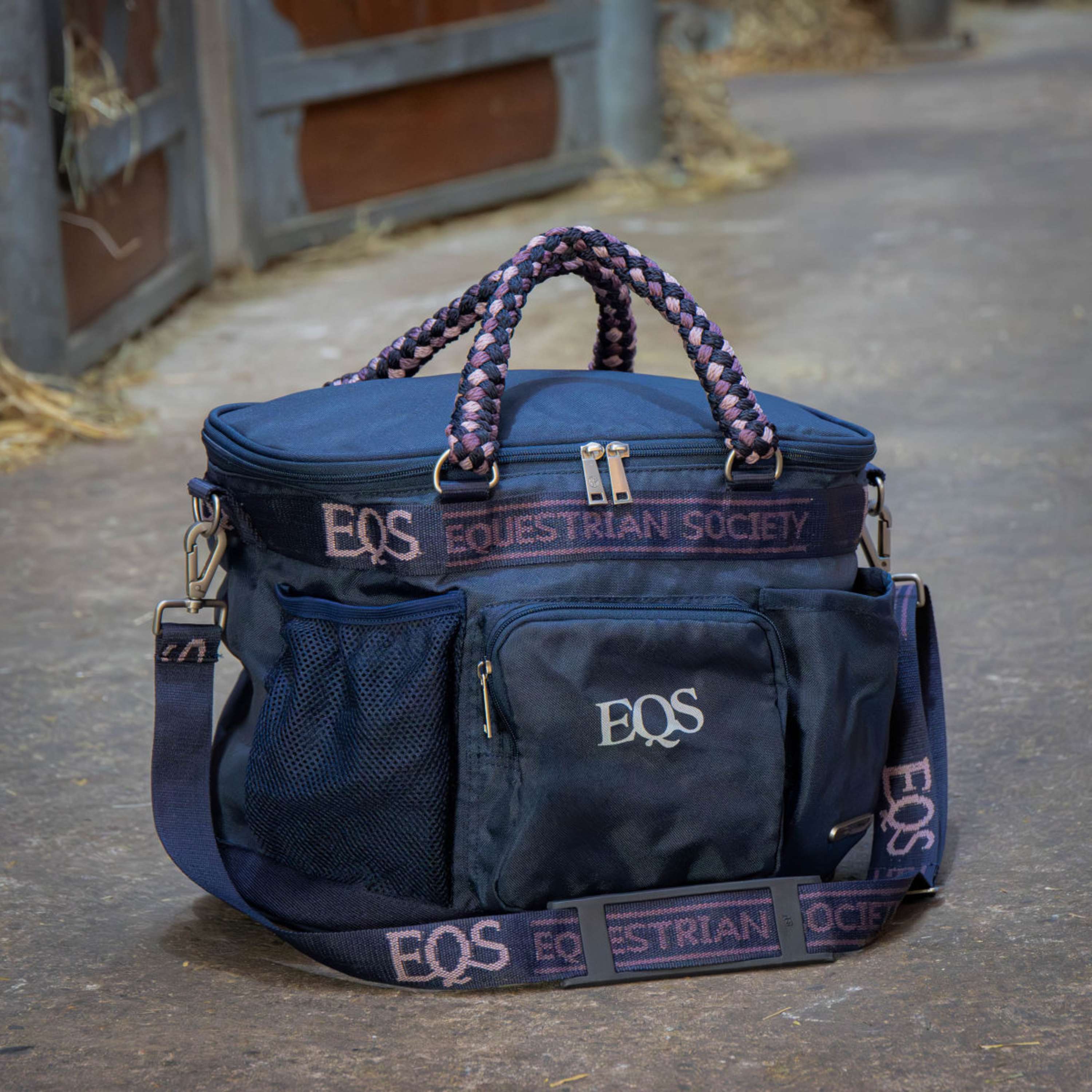 Harry's Horse Poetstas EQS AW26 Dark Navy