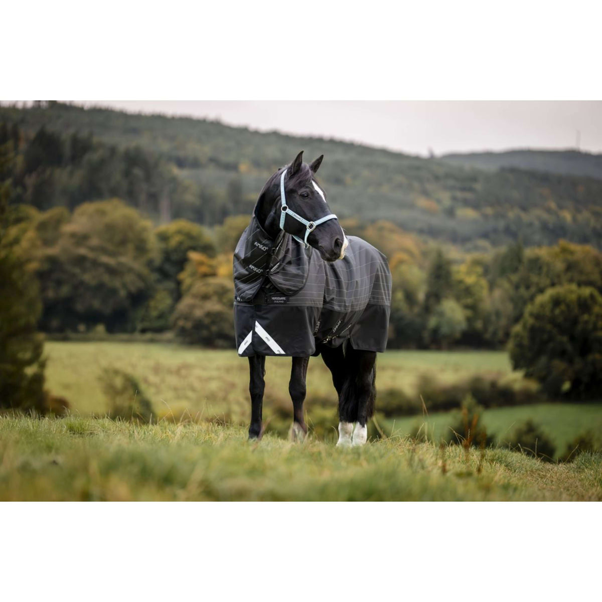 Amigo Turnout Rug FieldSafe Reflectech Plus 1200D 50g Black/Reflective/Black