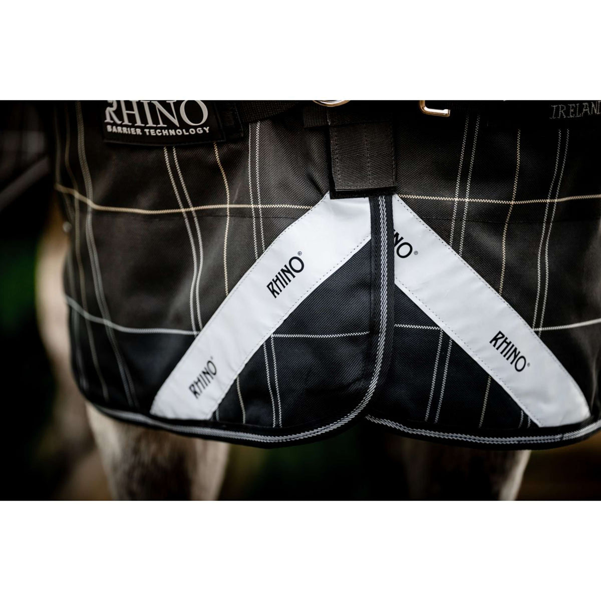 Rhino Turnout Plus Pony Bundle 0g + 200g Black Check/Black/White