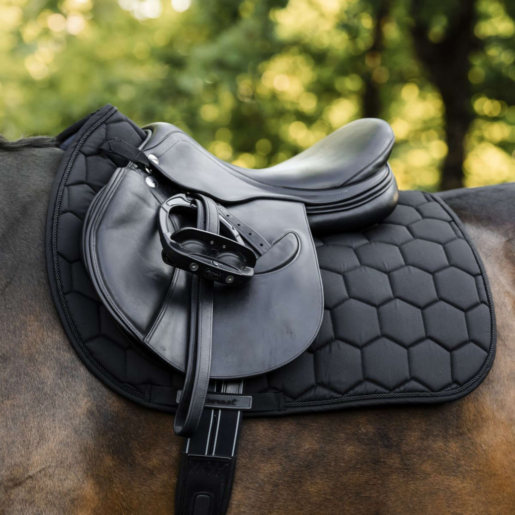 Horseware Zadeldekje Ionic Close Contact Zwart