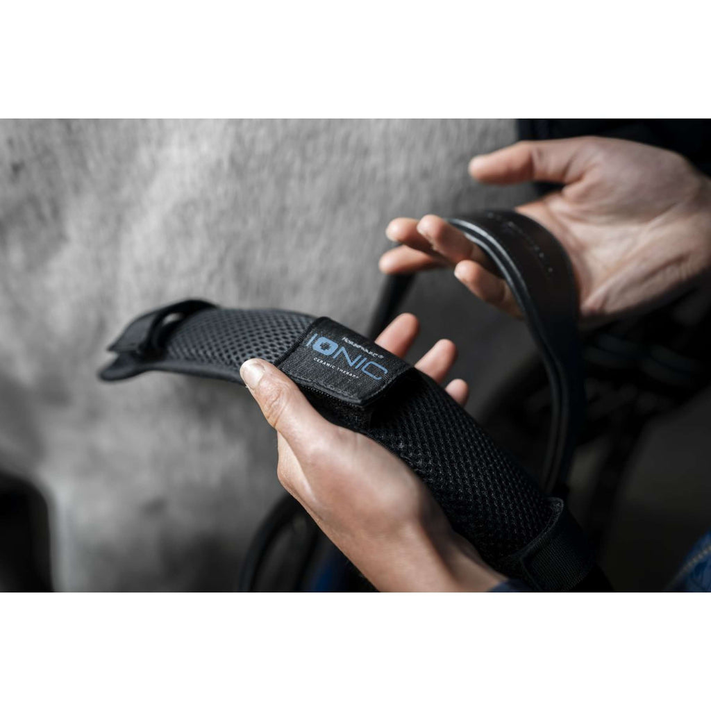Horseware Kopstukbeschermer Ionic Zwart