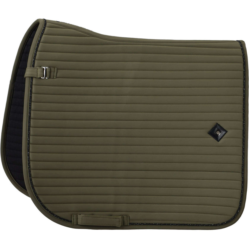 Imperial Riding Zadeldekje IRHJosie Dressuur Light Olive Imperial Riding Zadeldekje IRHJosie Dressuur Light Olive