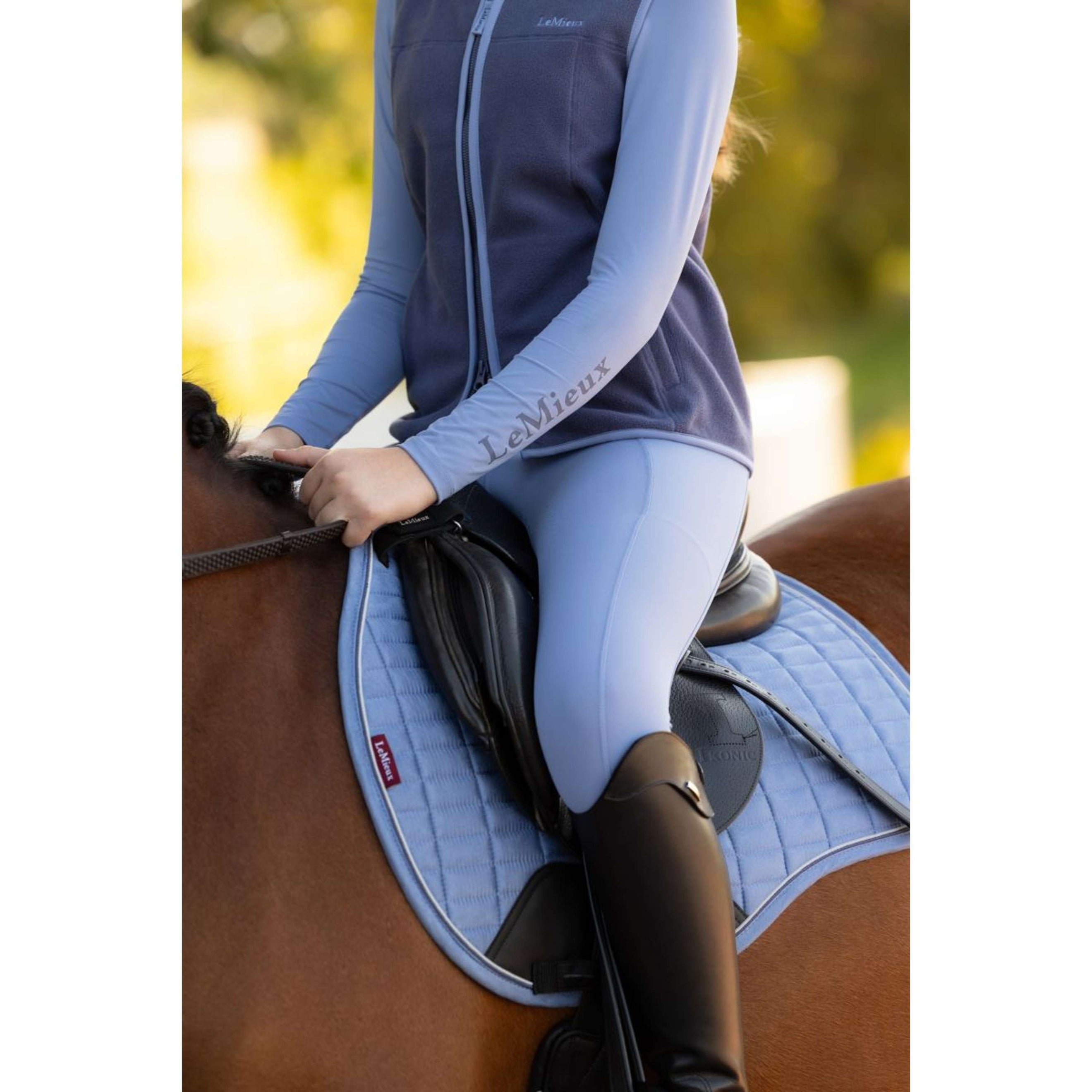 LeMieux Zadeldekje Suede Square Veelzijdigheid Powder Blue