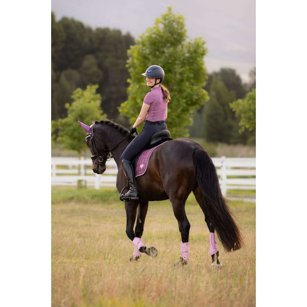 LeMieux Zadeldekje Loire Classic Square Dressuur Mallow