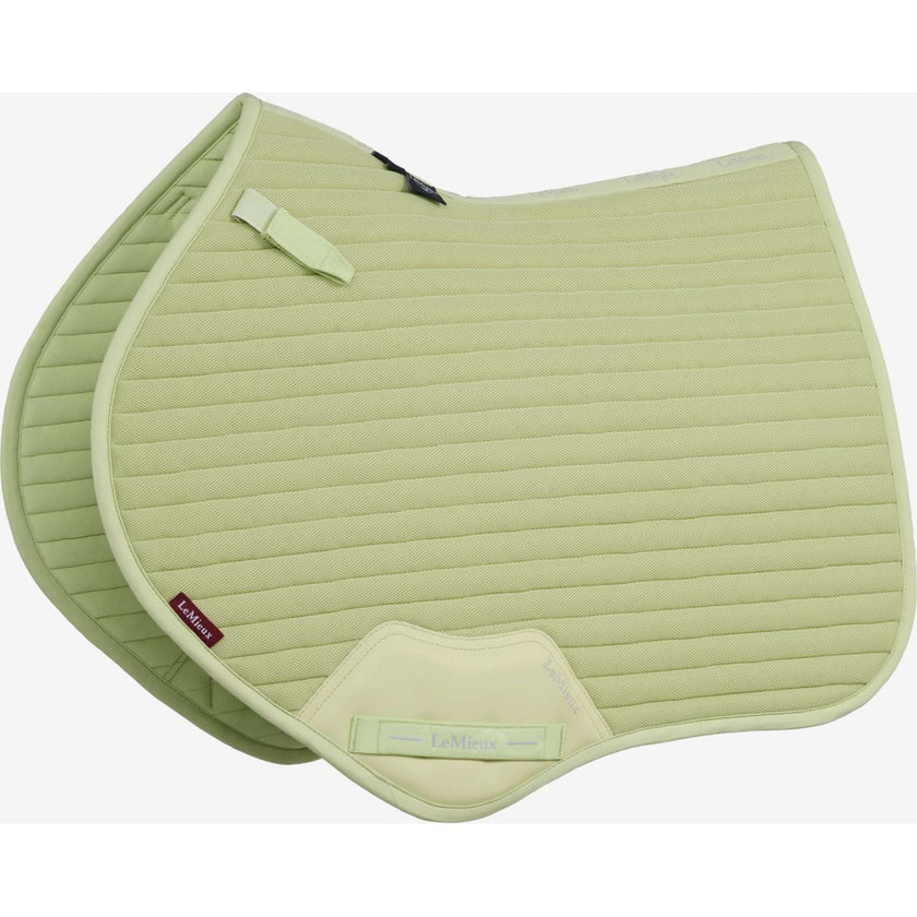 LeMieux Zadeldekje Air-Tek Mesh Close Contact Square Springen Macaron