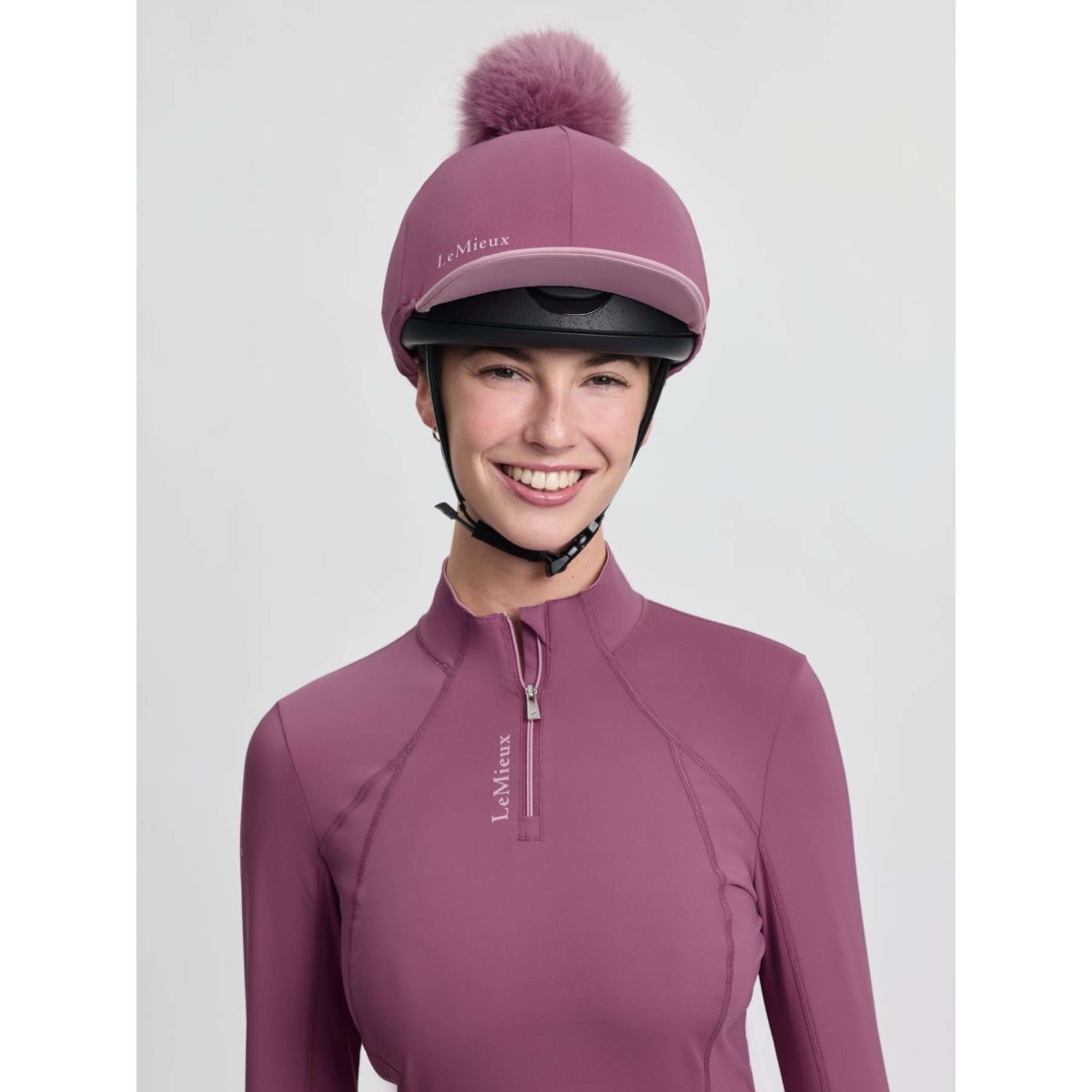 LeMieux Capcover Classique Pom Mallow