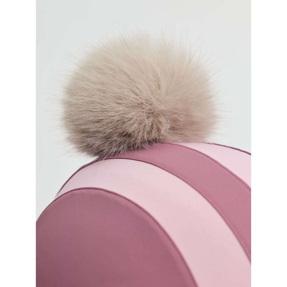 LeMieux Capcover Tempo Pom Mallow