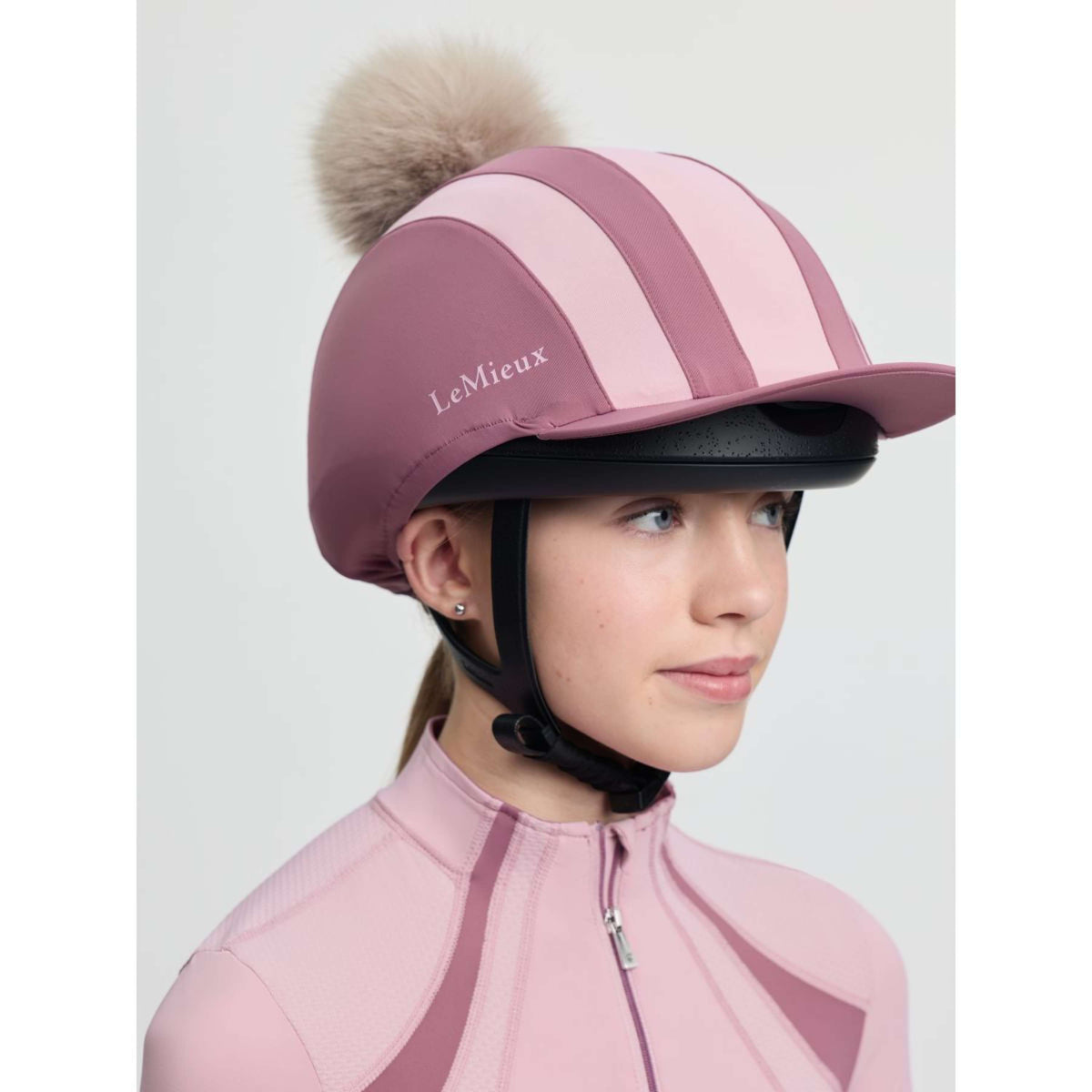 LeMieux Capcover Tempo Pom Mallow
