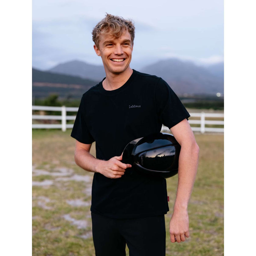 LeMieux T-Shirt SS26 Heren Zwart LeMieux T-Shirt SS26 Heren Zwart