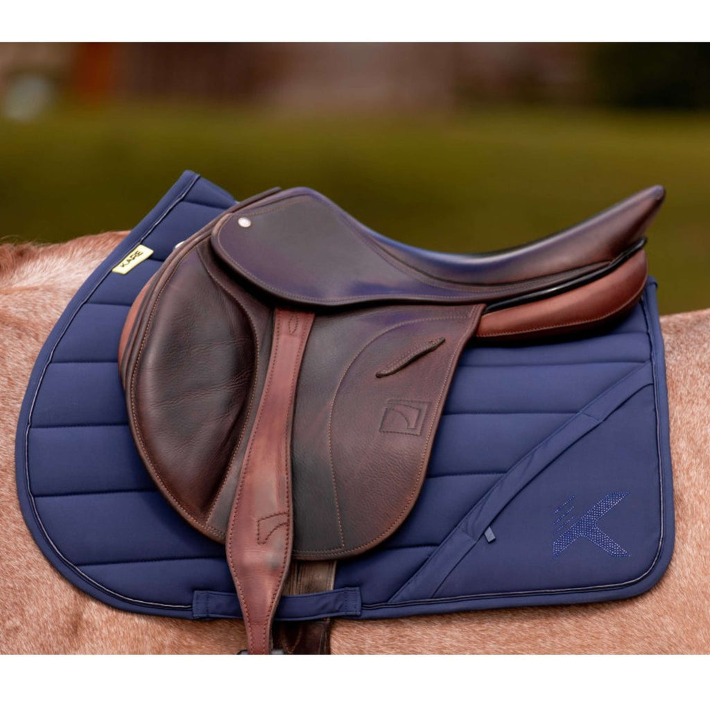 K by EQUITHÈME Zadeldekje Vega Veelzijdigheid Navy