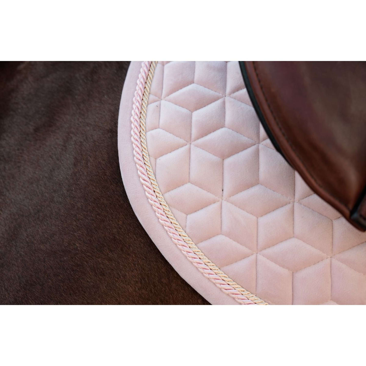 Kentucky Zadeldekje Velvet Springen Soft Rose