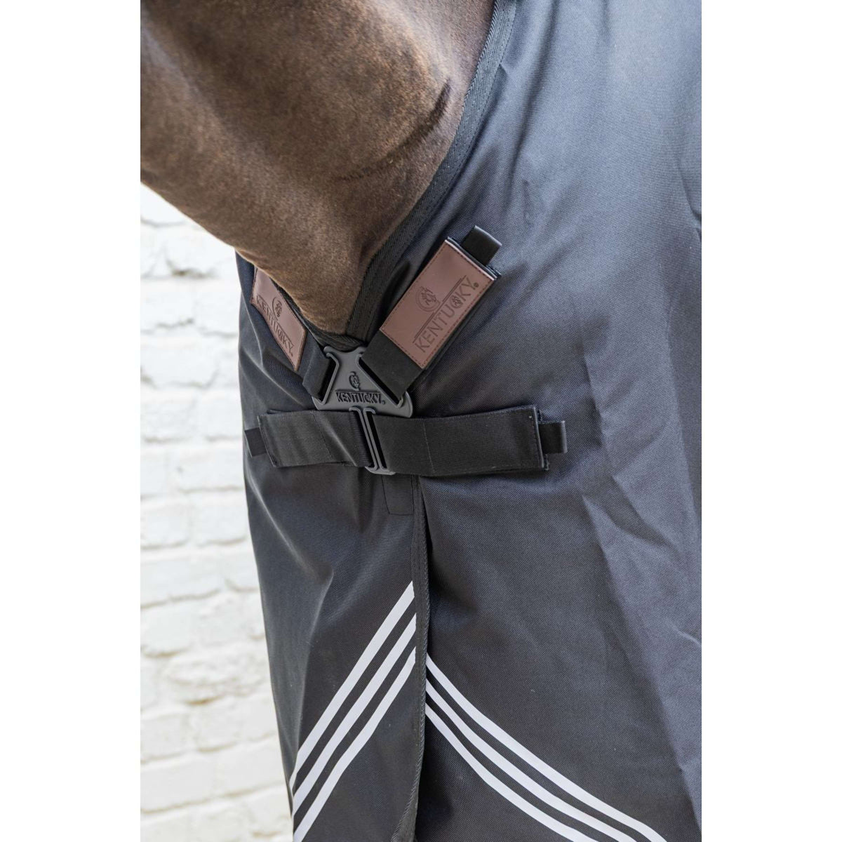 Kentucky Turnout Rug All Weather Comfort Waterproof 100g Zwart