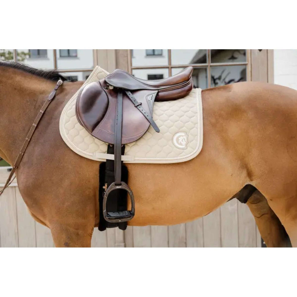 Kentucky Horsewear Zadeldekje Onion Quilt 3D Logo Springen Beige