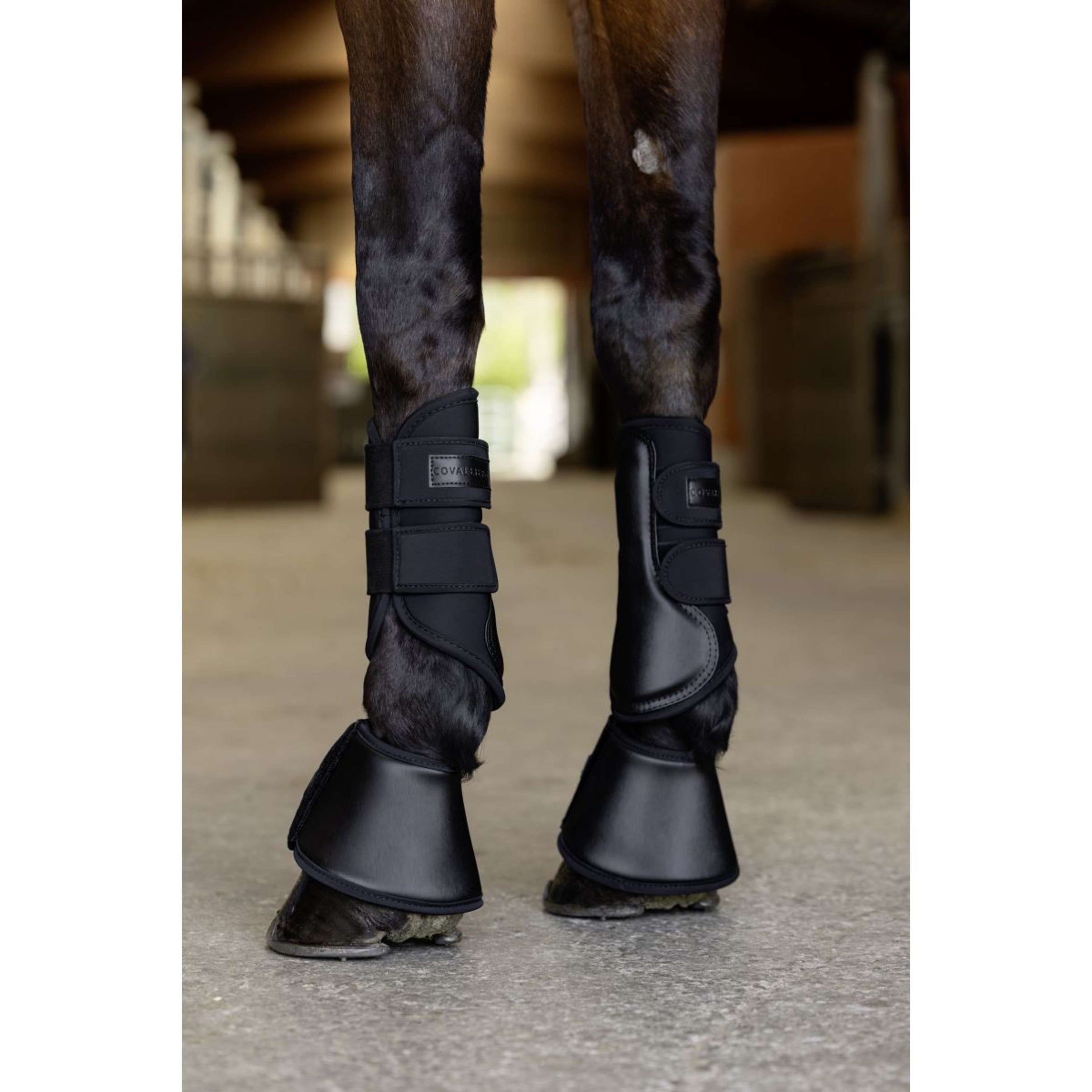 Covalliero Beenbeschermers SS26 Zwart Covalliero Beenbeschermers SS26 Zwart