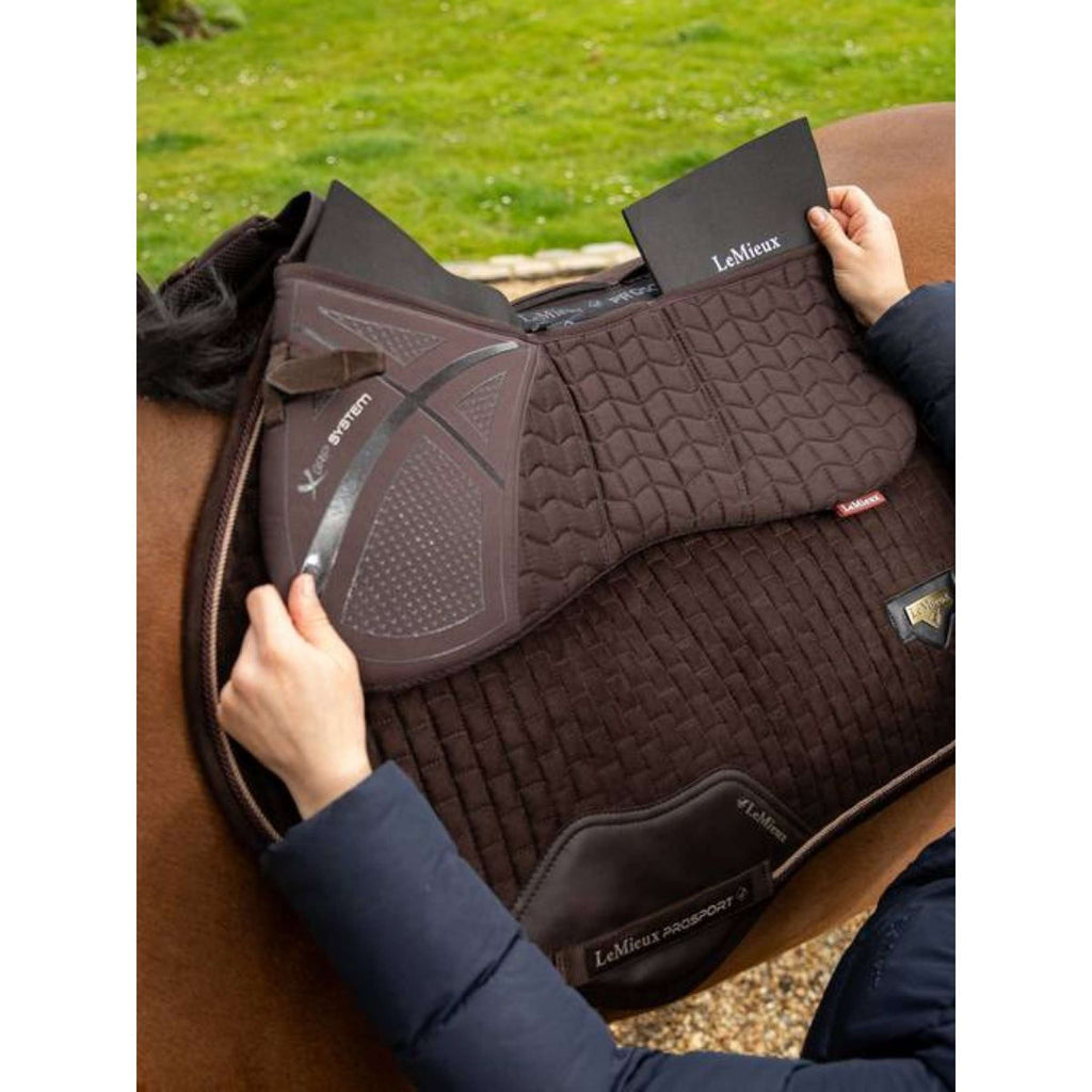 LeMieux Zadelonderlegger Prosorb 3 pocket Quilted Bruin