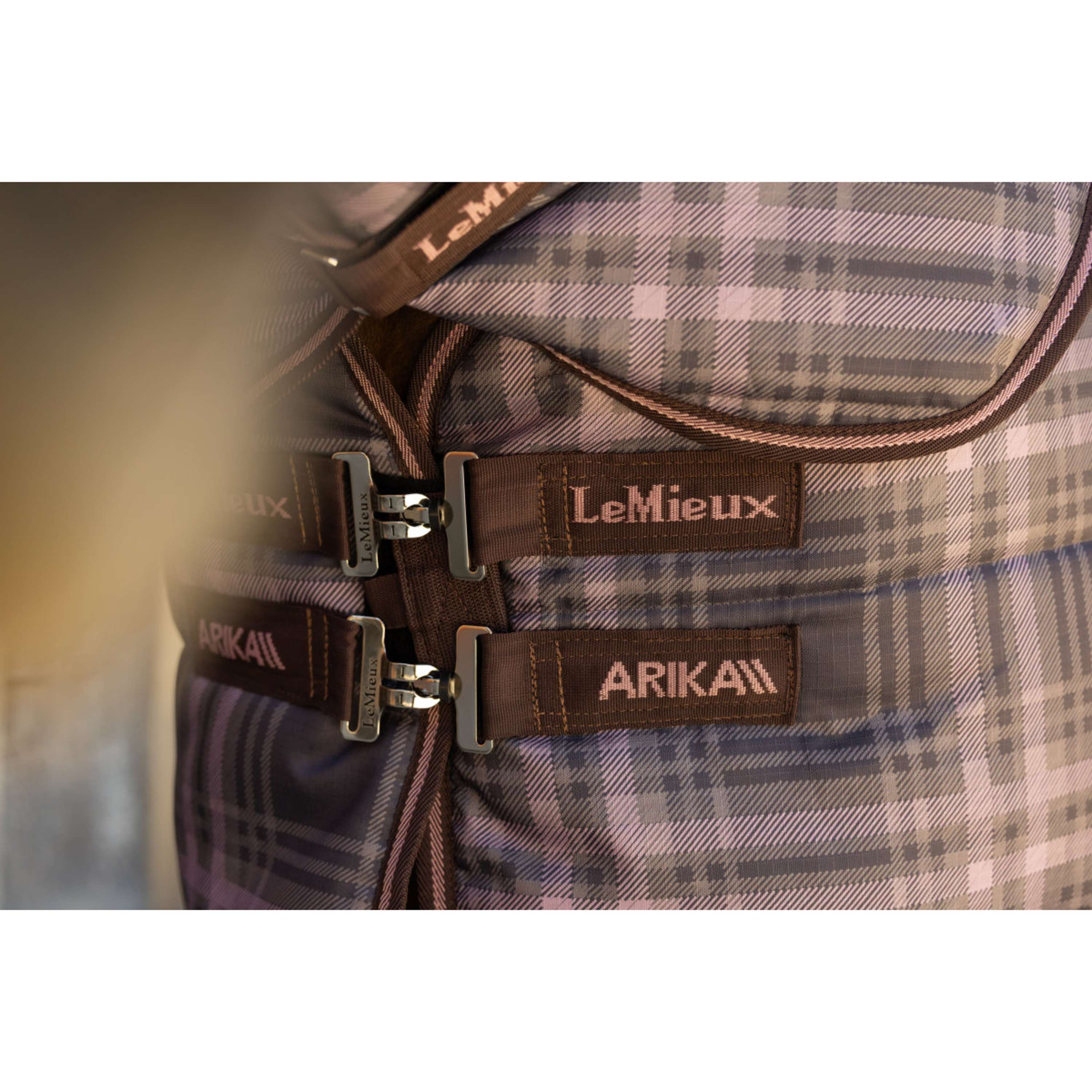 LeMieux Staldeken Arika Heritage Check with Neck 200g Cocoa