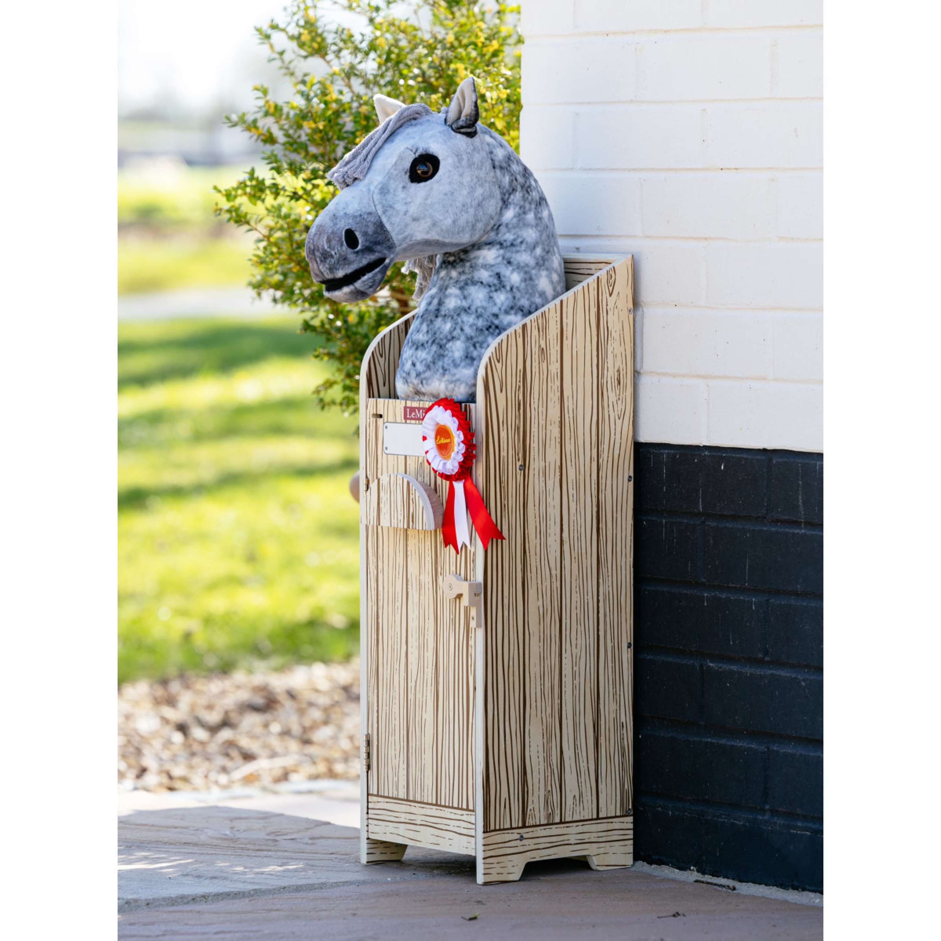 LeMieux Hobby Horse Stal Wooden