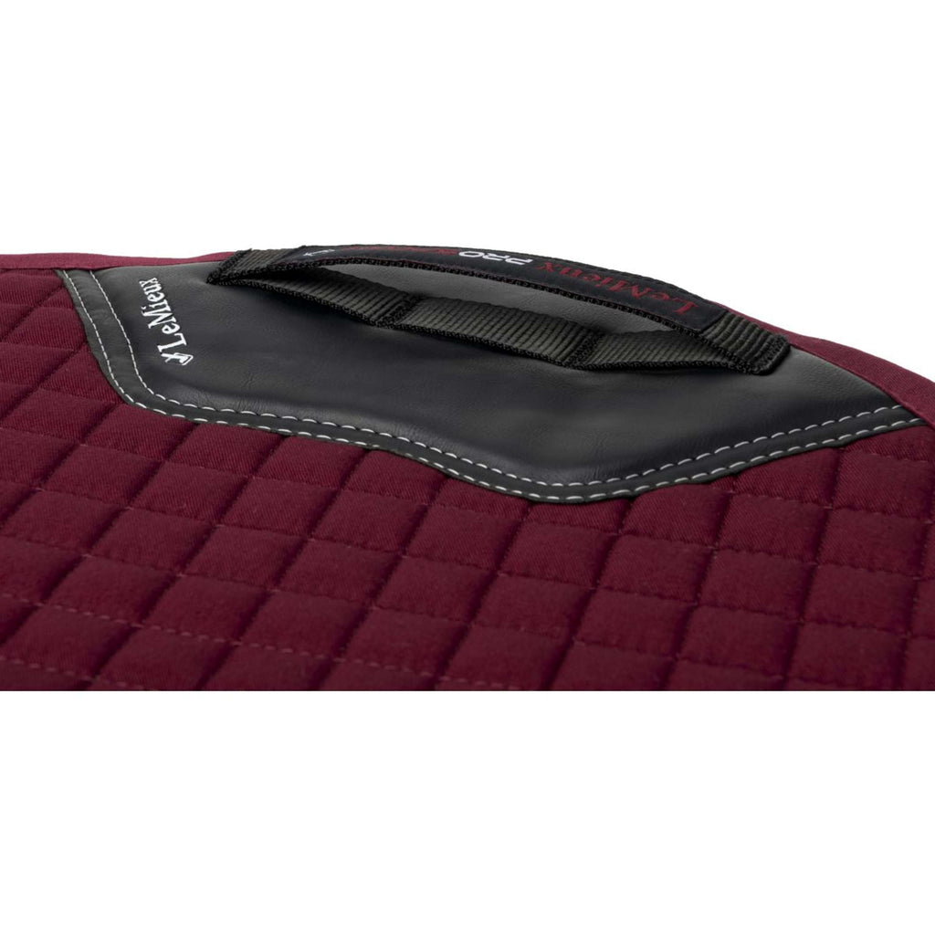 LeMieux Zadeldekje Cotton Square Close Contact Burgundy