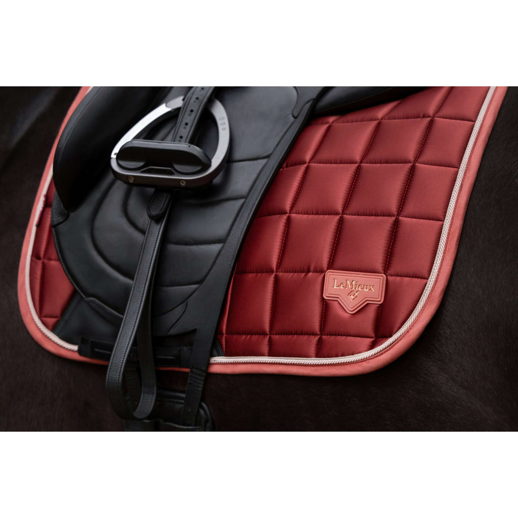 LeMieux Zadeldekje Loire Classic Square Dressuur Russet