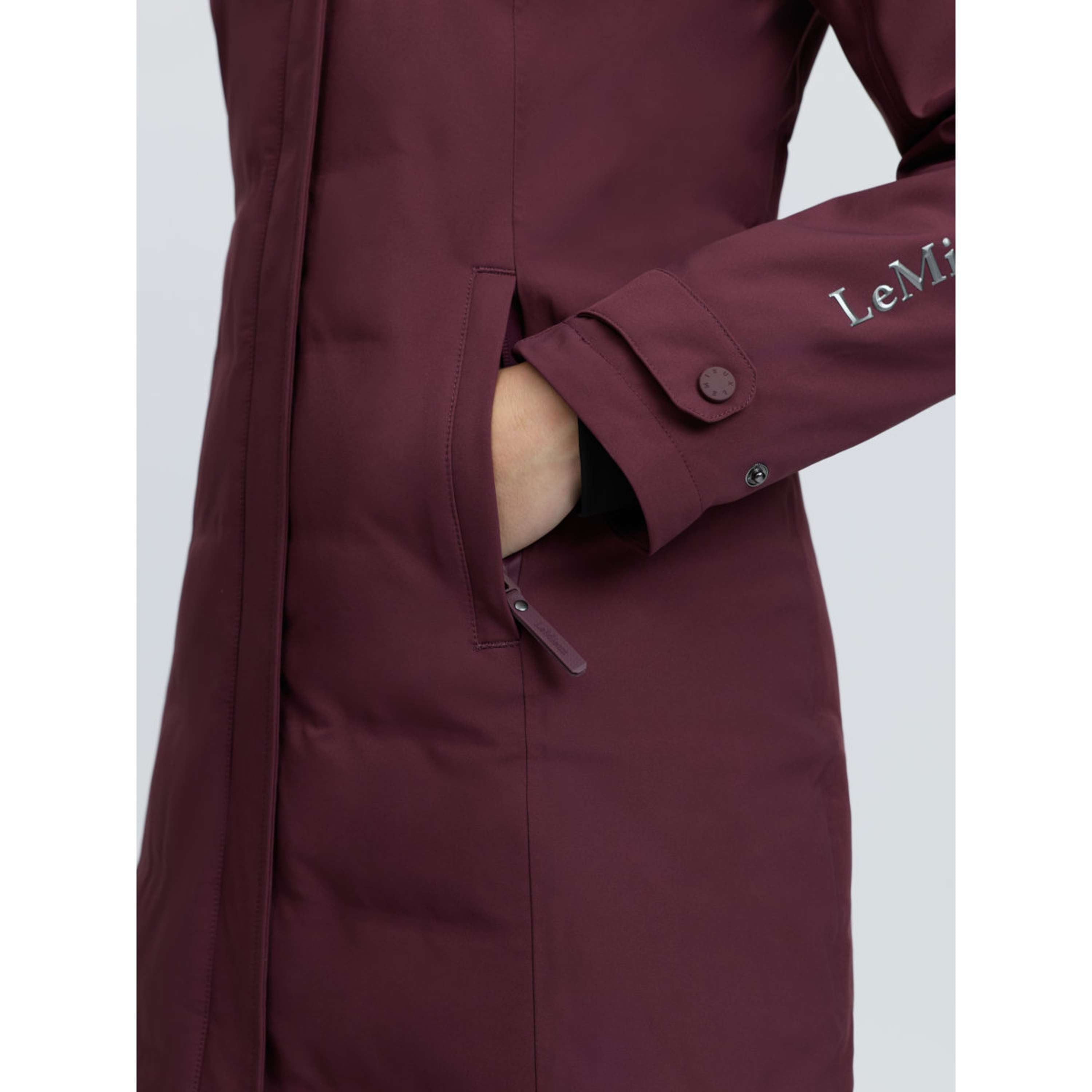 LeMieux Lange Jas Erin Waterproof Padded Bramble