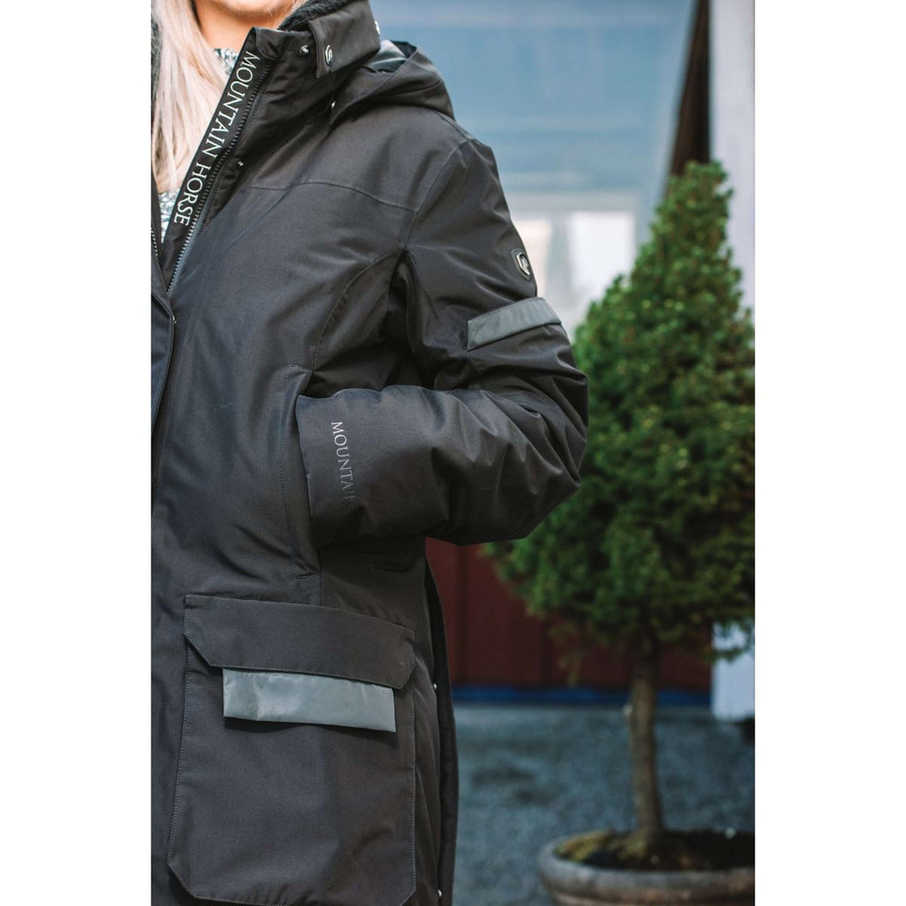 Mountain Horse Lange Jas Saga Onyx Black