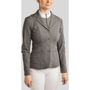 Montar Wedstrijdjasje MoPearl Pintucks Gun Metal Crystals Grijs Montar Wedstrijdjasje MoPearl Pintucks Gun Metal Crystals Grijs