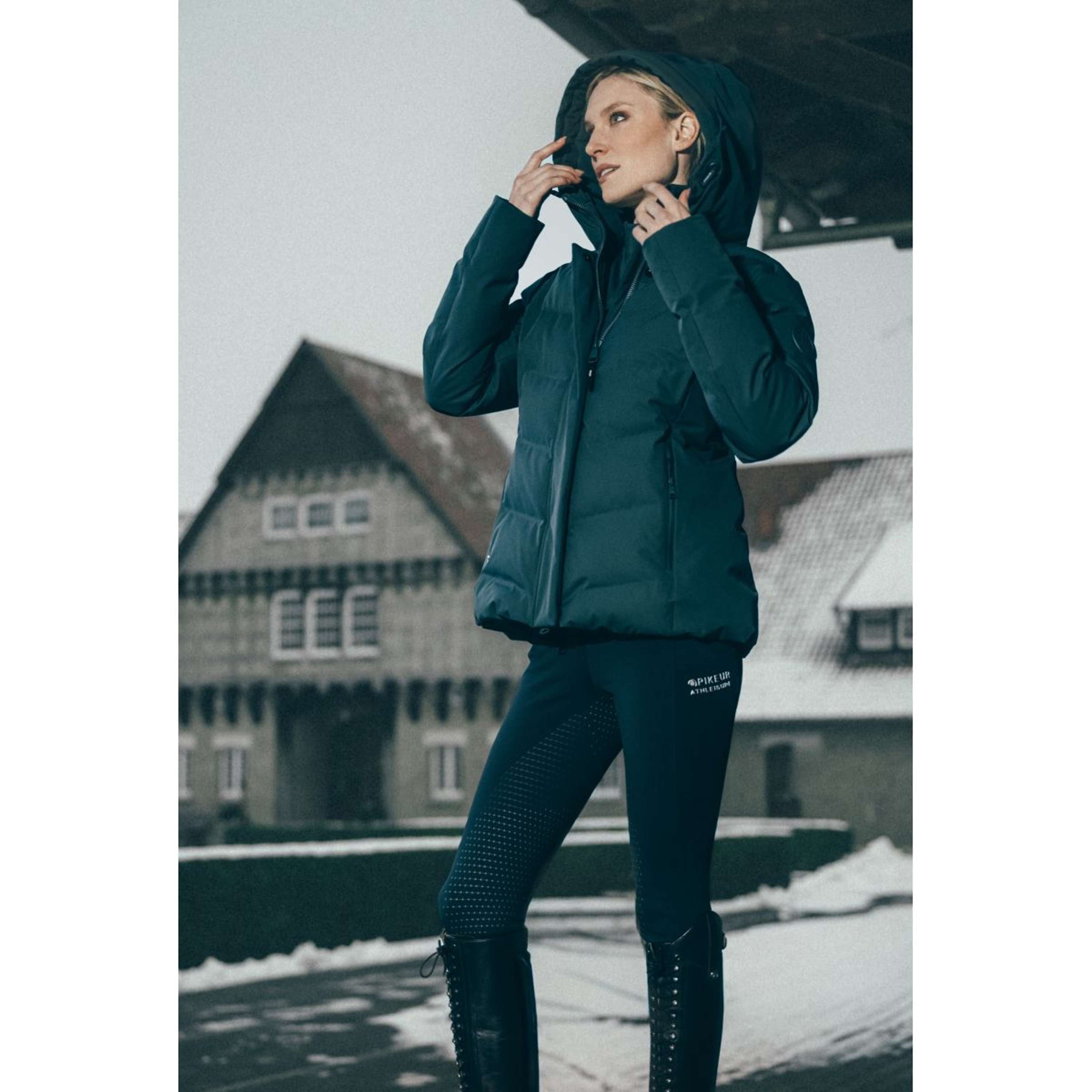 Pikeur Jas Waterproof Athleisure AW26 Pine Green