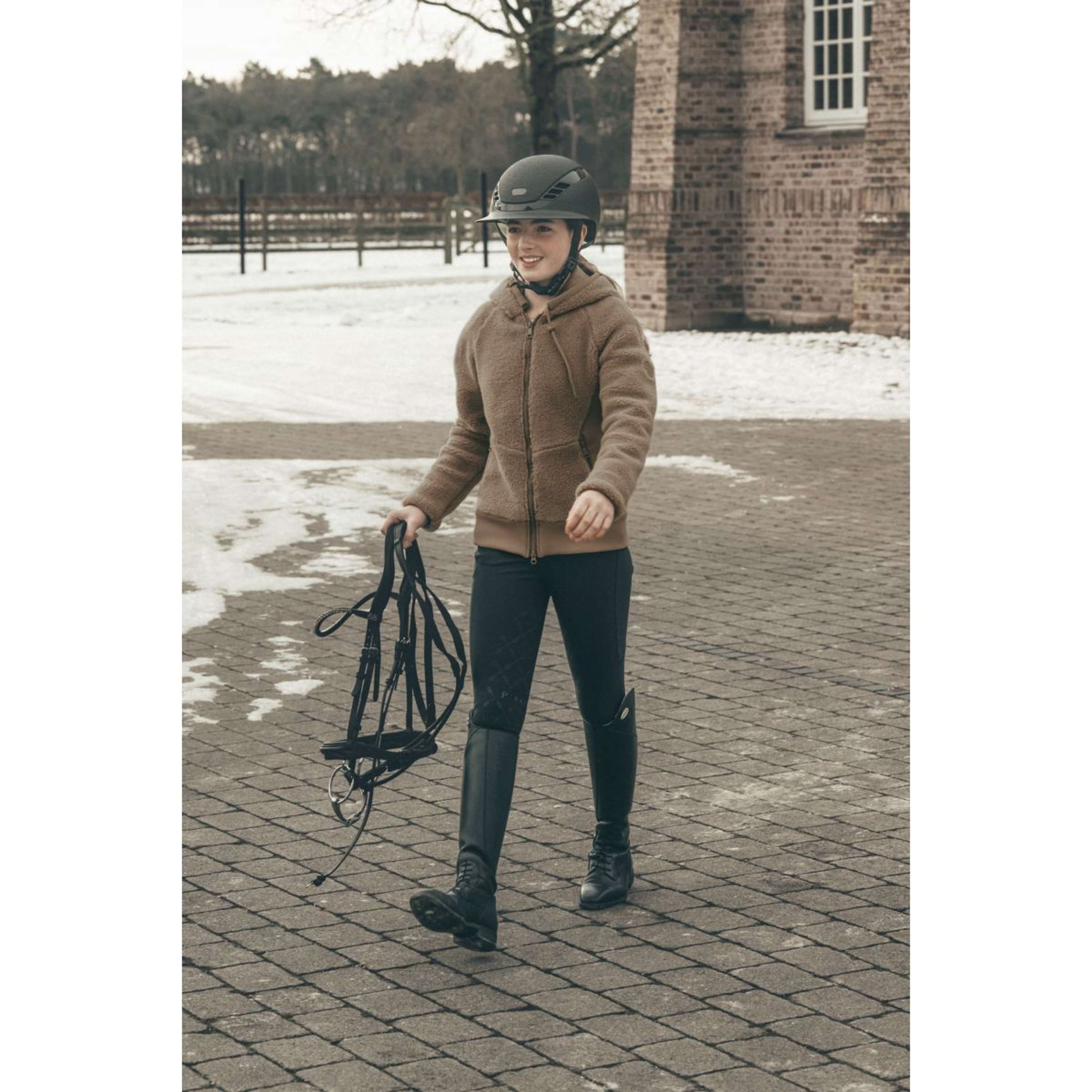 Pikeur Vest Teddyfleece Athleisure AW26 Toffee Beige