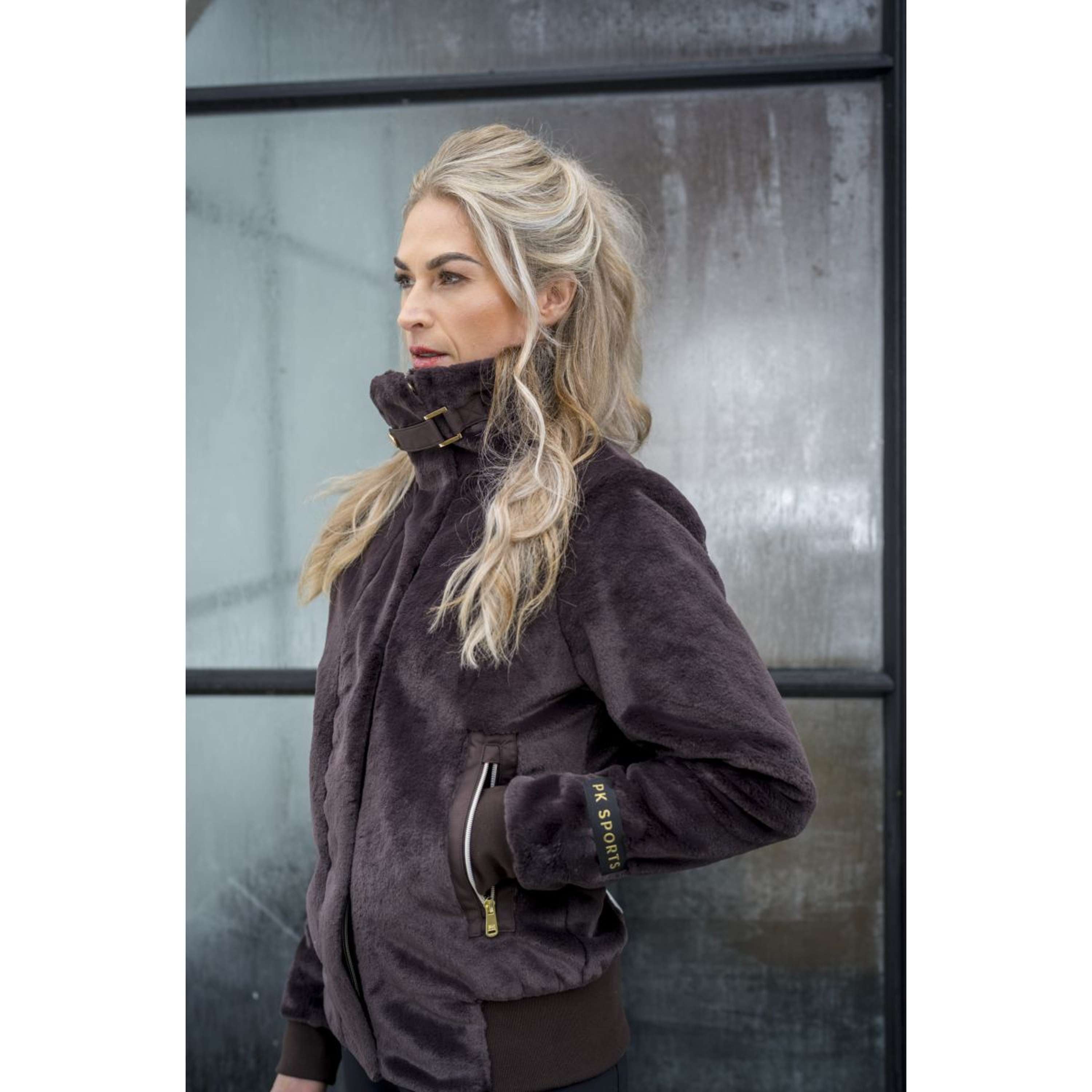 PK Vest Tiamo Fluffy Coffee