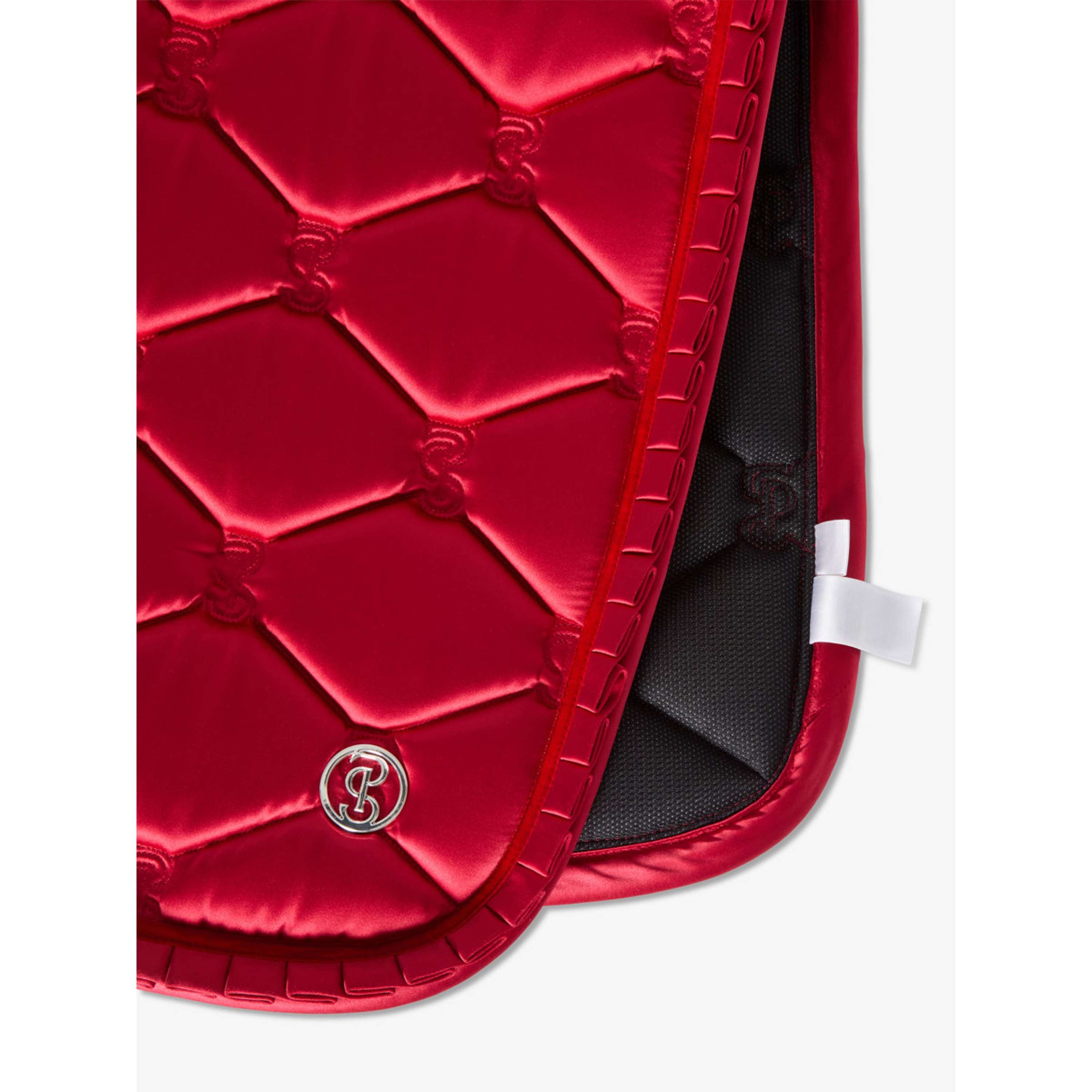 PS of Sweden Zadeldekje Ruffle Dressuur Cranberry Red