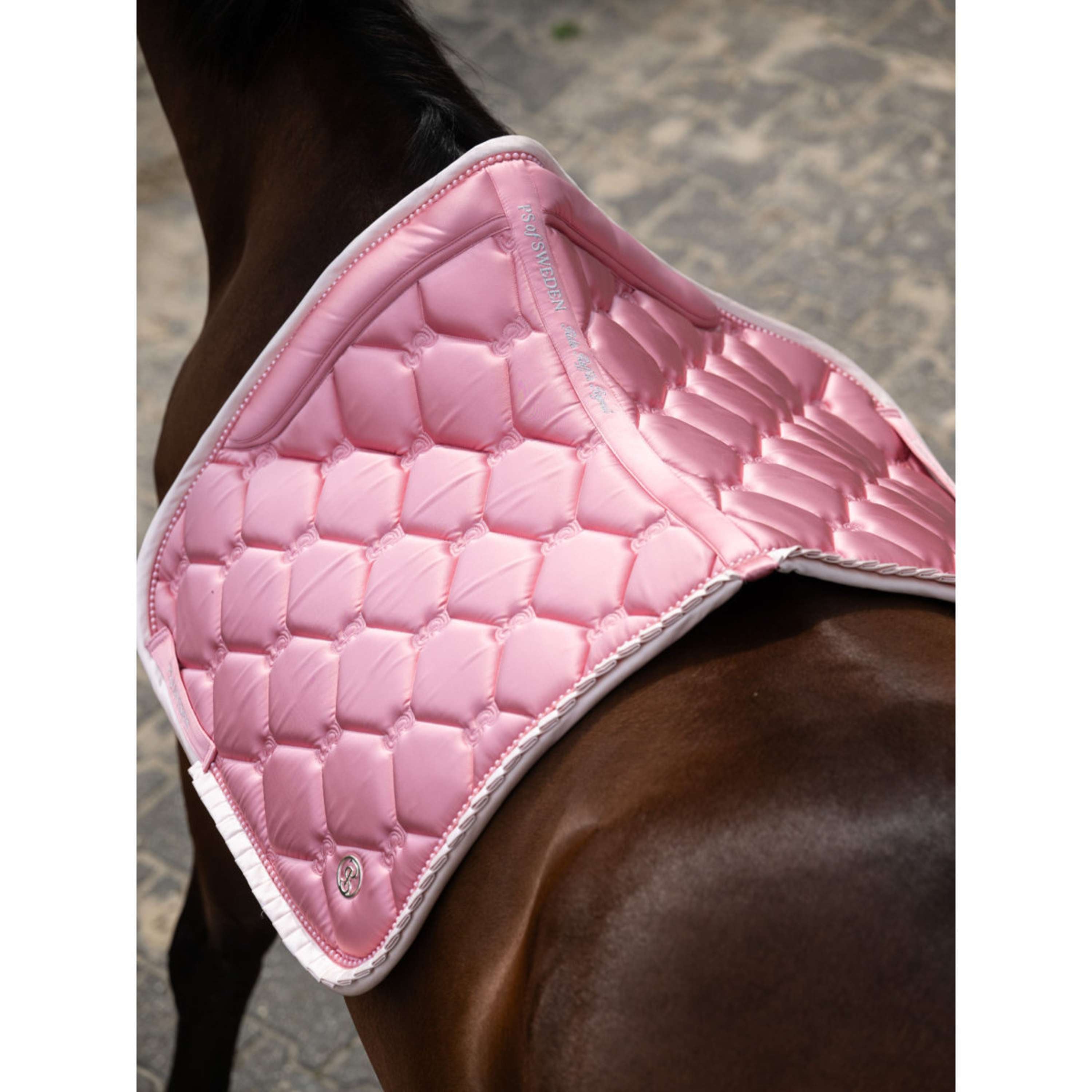 PS of Sweden Zadeldekje Ruffle Pearl Dressuur Vintage Pink