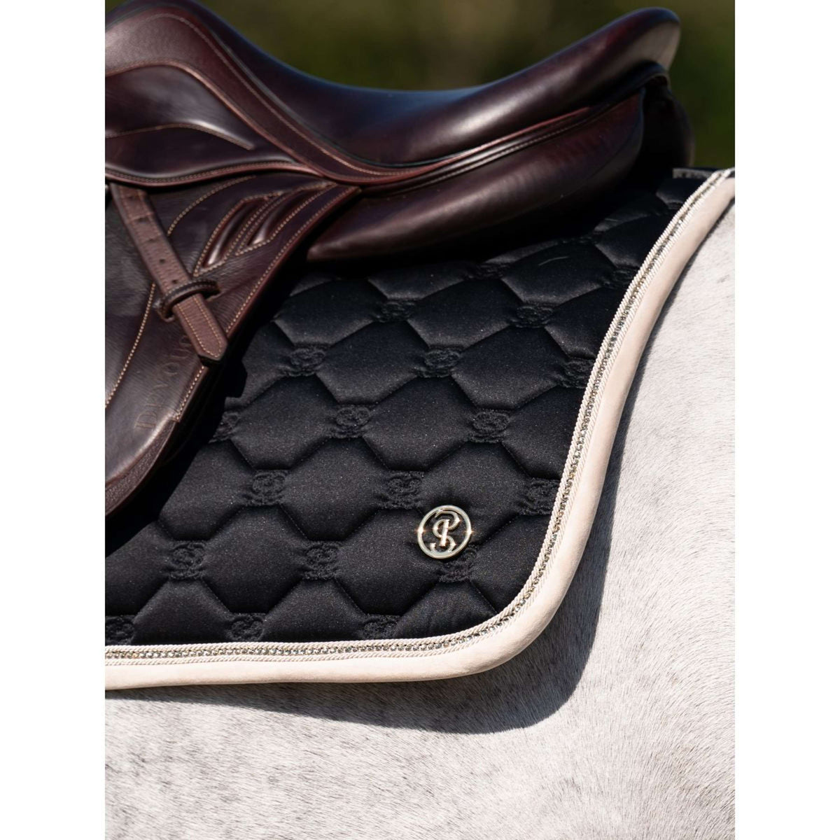 PS of Sweden Zadeldekje Vintage Monogram Springen Zwart