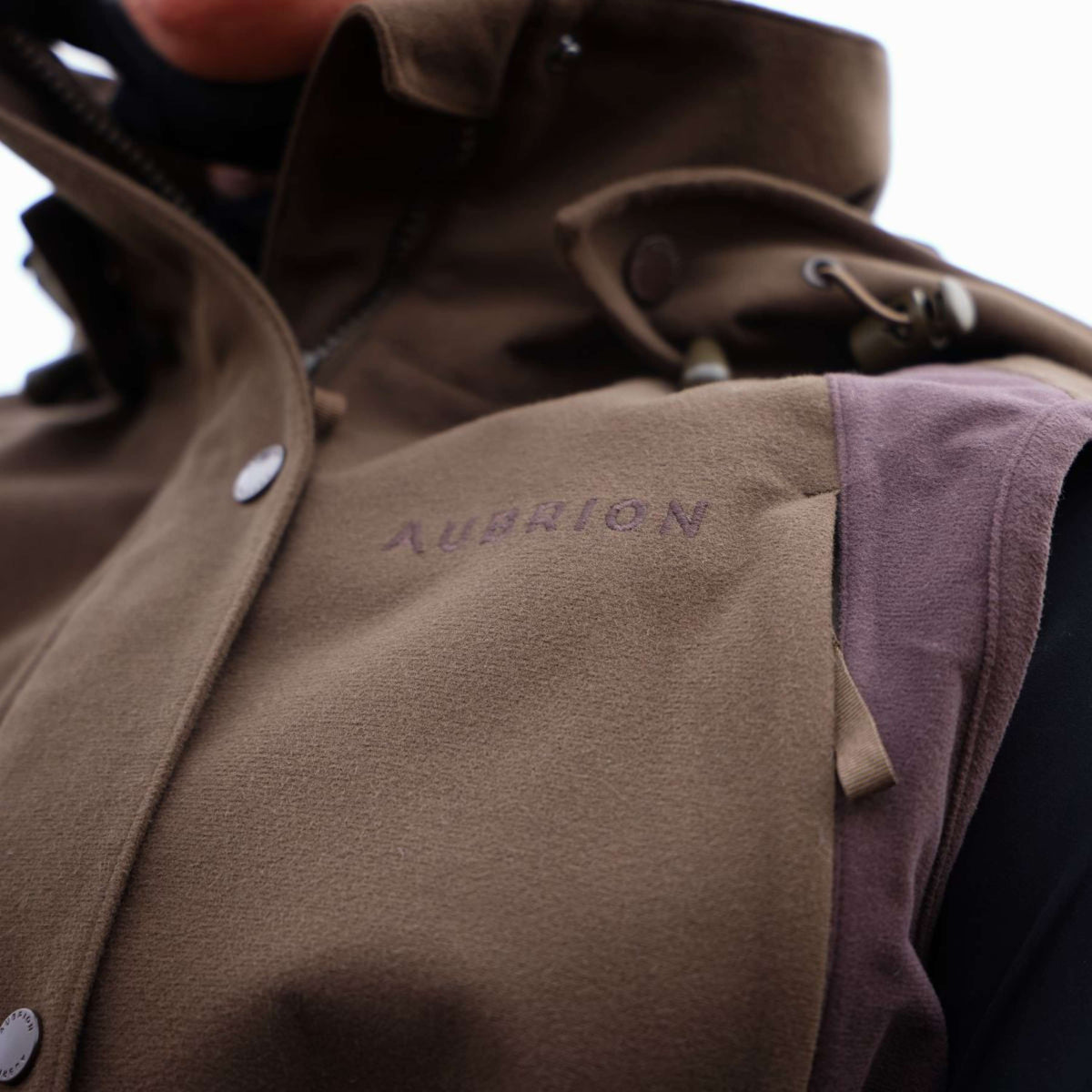 Aubrion by Shires Bodywarmer Heritage Donker Olijf