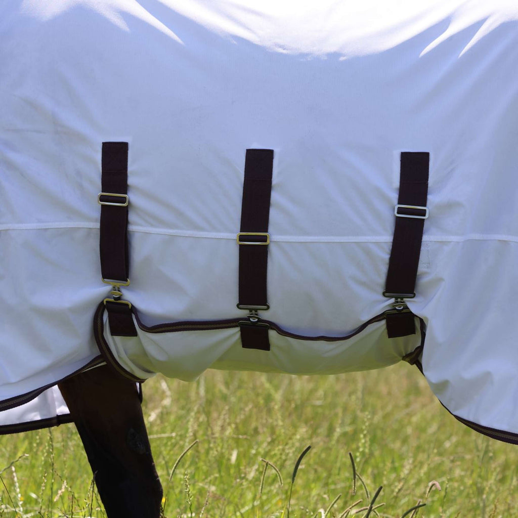 Highlander Plus by Shires Vliegendeken Combo Wit/Black Cherry